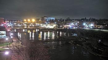 Weather camera view of City of Elgin.