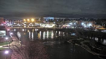 Weather camera view of City of Elgin.