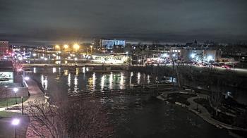 Weather camera view of City of Elgin.