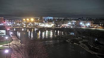 Weather camera view of City of Elgin.