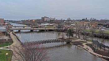 Weather camera view of City of Elgin.