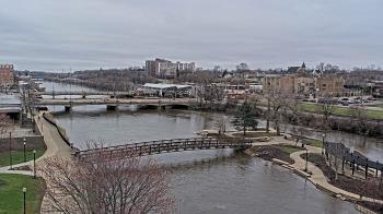 Weather camera view of City of Elgin.