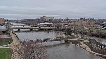 Weather camera view of City of Elgin.