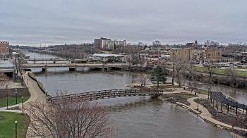 Weather camera view of City of Elgin.