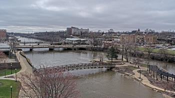 Weather camera view of City of Elgin.