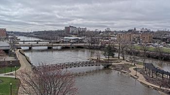 Weather camera view of City of Elgin.