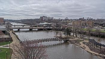 Weather camera view of City of Elgin.