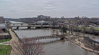 Weather camera view of City of Elgin.