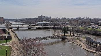 Weather camera view of City of Elgin.