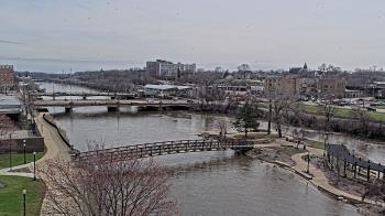 Weather camera view of City of Elgin.