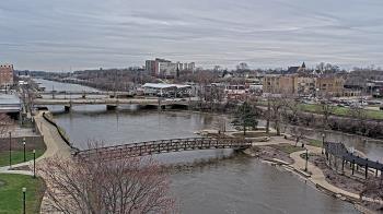 Weather camera view of City of Elgin.