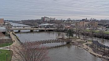 Weather camera view of City of Elgin.