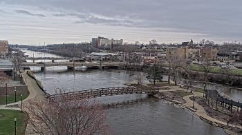 Weather camera view of City of Elgin.