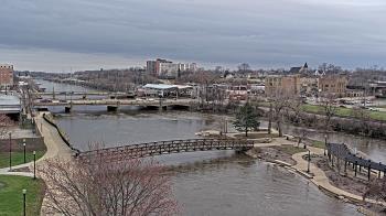 Weather camera view of City of Elgin.