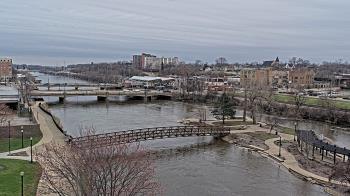 Weather camera view of City of Elgin.