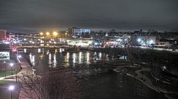 Weather camera view of City of Elgin.