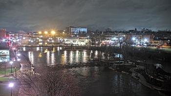 Weather camera view of City of Elgin.