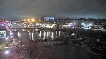 Weather camera view of City of Elgin.