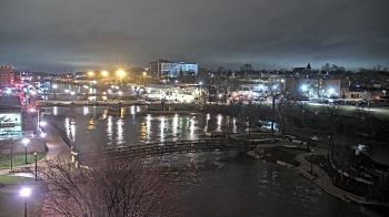 Weather camera view of City of Elgin.