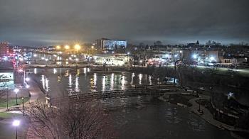 Weather camera view of City of Elgin.