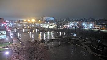 Weather camera view of City of Elgin.