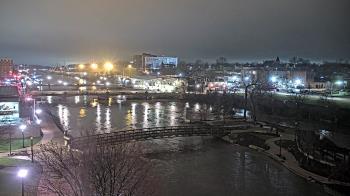 Weather camera view of City of Elgin.