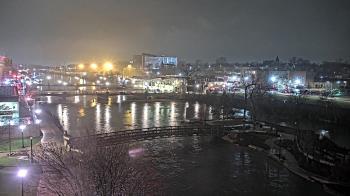 Weather camera view of City of Elgin.