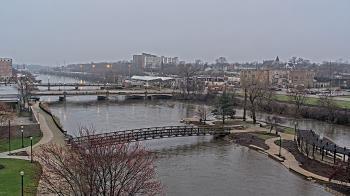 Weather camera view of City of Elgin.