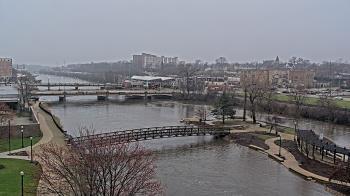 Weather camera view of City of Elgin.