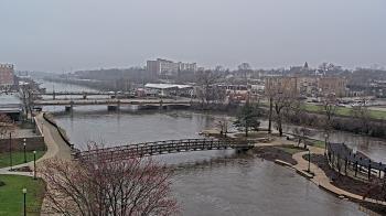 Weather camera view of City of Elgin.