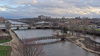 Weather camera view of City of Elgin.