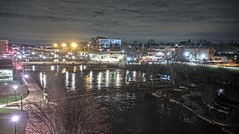 Weather camera view of City of Elgin.