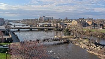 Weather camera view of City of Elgin.