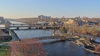 Weather camera view of City of Elgin.