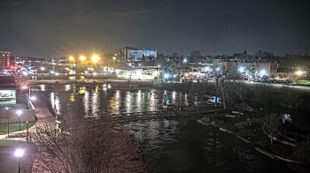 Weather camera view of City of Elgin.