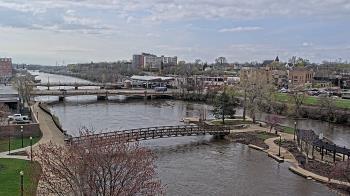 Weather camera view of City of Elgin.