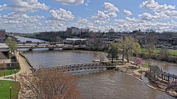 Weather camera view of City of Elgin.