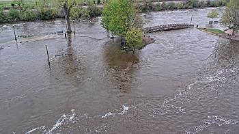 Weather camera view of City of Elgin.
