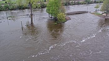 Weather camera view of City of Elgin.