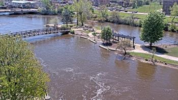 Weather camera view of City of Elgin.
