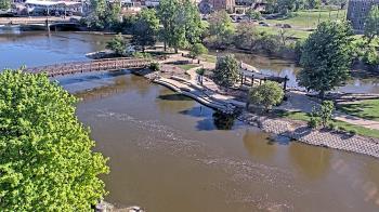 Weather camera view of City of Elgin.