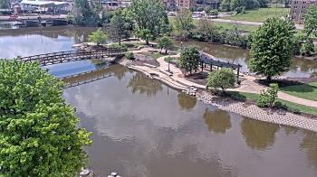 Weather camera view of City of Elgin.