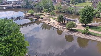 Weather camera view of City of Elgin.