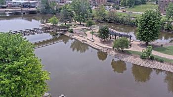 Weather camera view of City of Elgin.