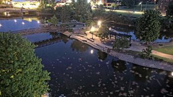 Weather camera view of City of Elgin.