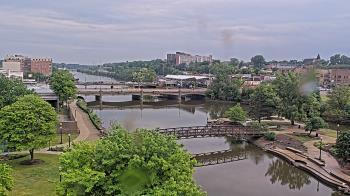 Weather camera view of City of Elgin.