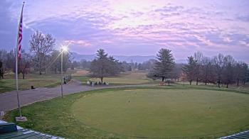 Weather camera view of Elks Country Club.