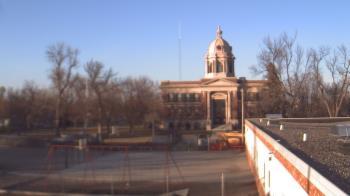 Weather camera view of Ellendale HS.