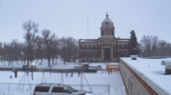 Weather camera view of Ellendale HS.