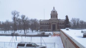Weather camera view of Ellendale HS.